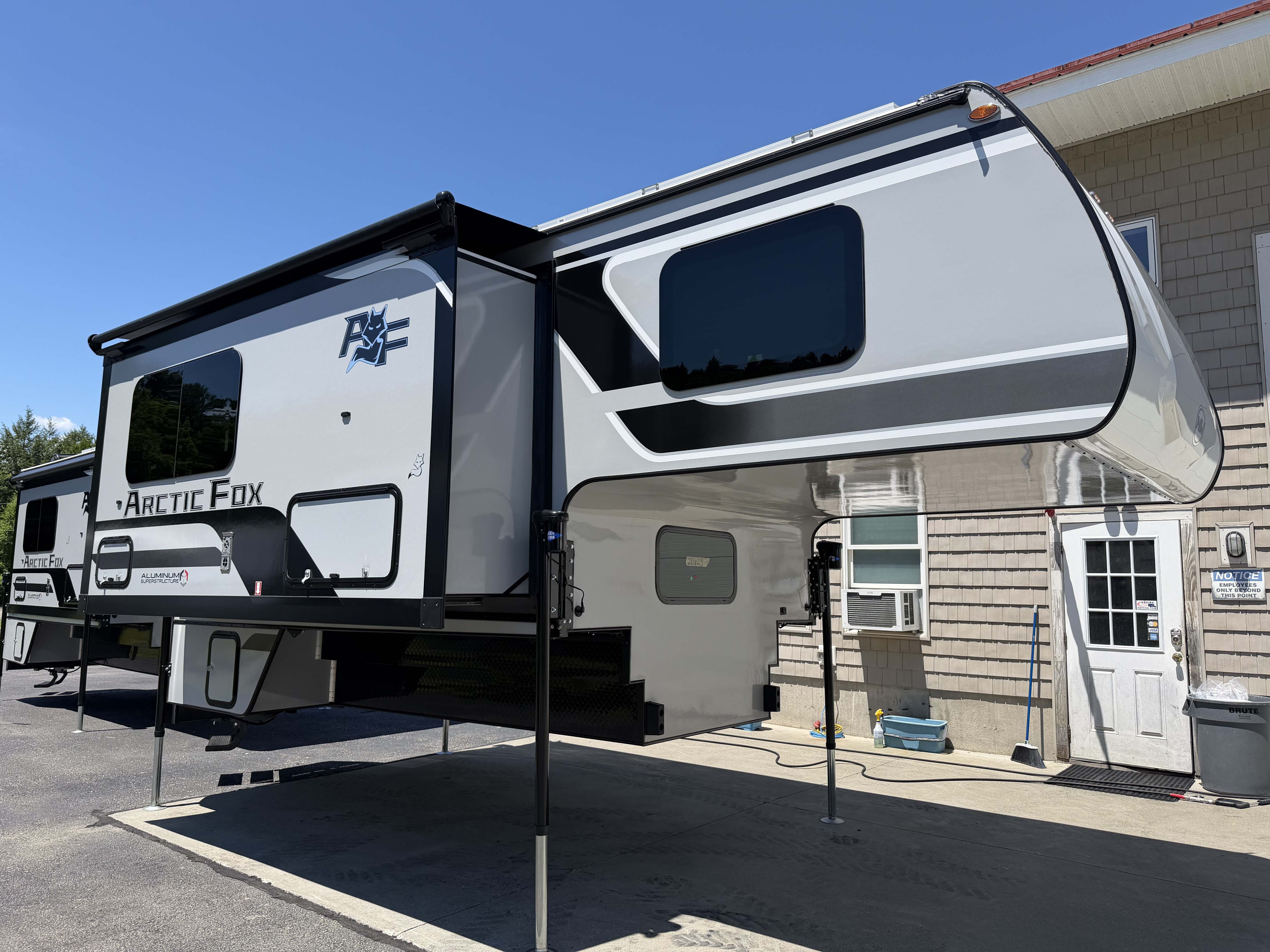 2026 Arctic Fox 1140 Wet Bath RV