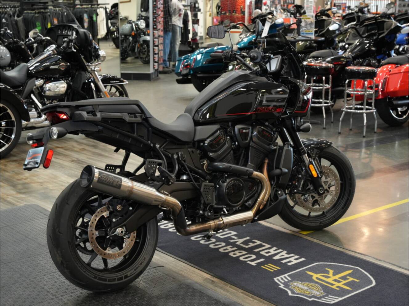 A photo of this 2025 Harley-Davidson Pan America 1250 ST