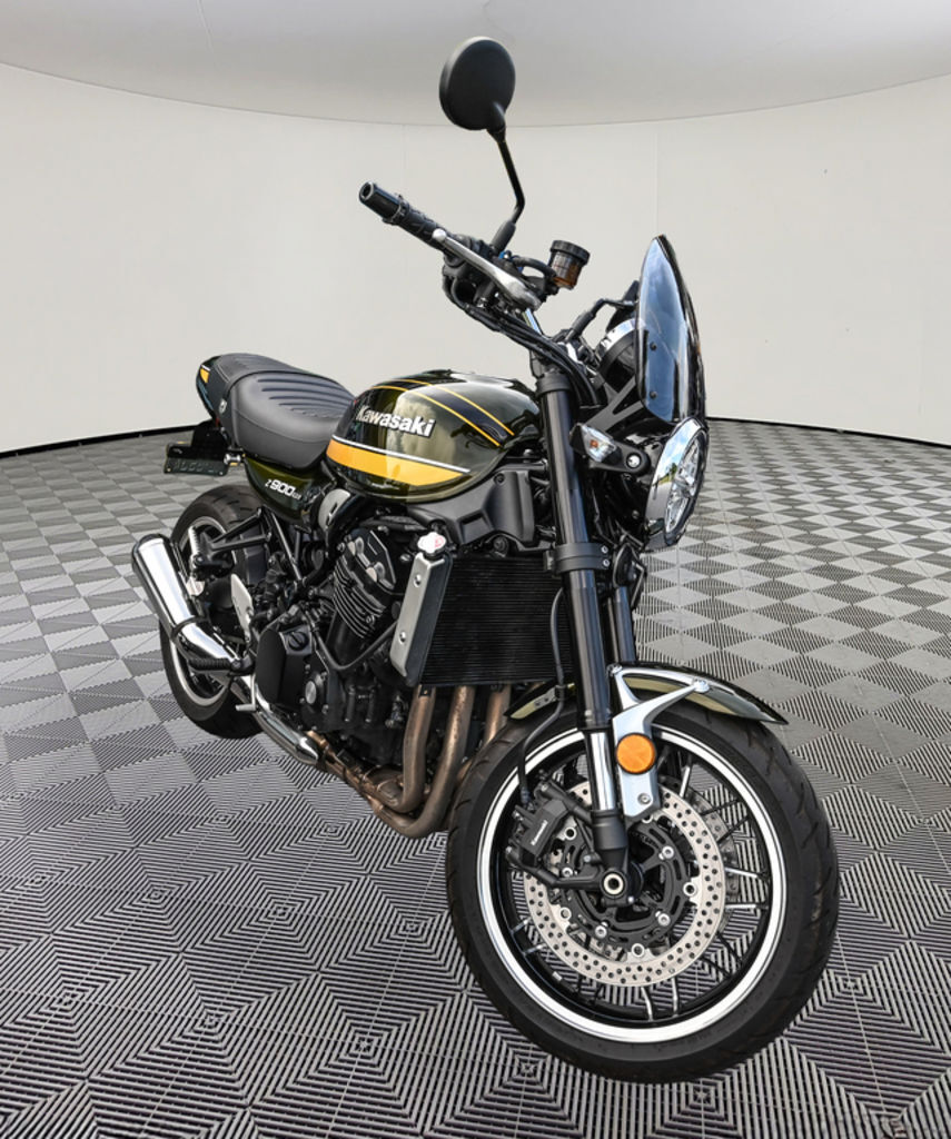 2021 Kawasaki Z900RS in Hendersonville, NC