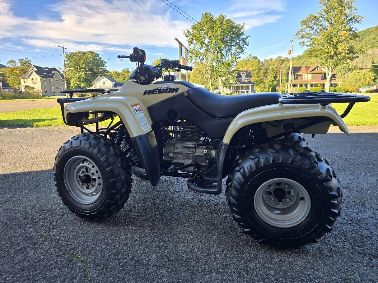 2000 Honda Recon 250 in bradford PA
