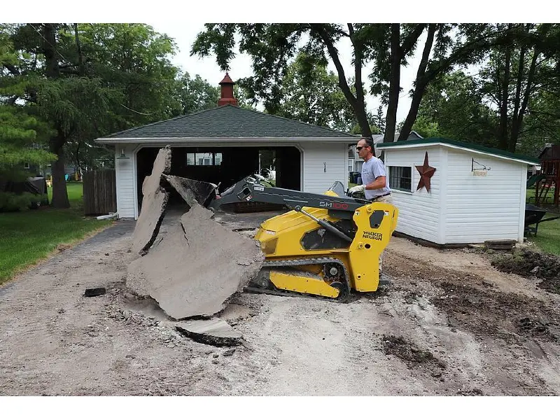 2024 Wacker Neuson SM100