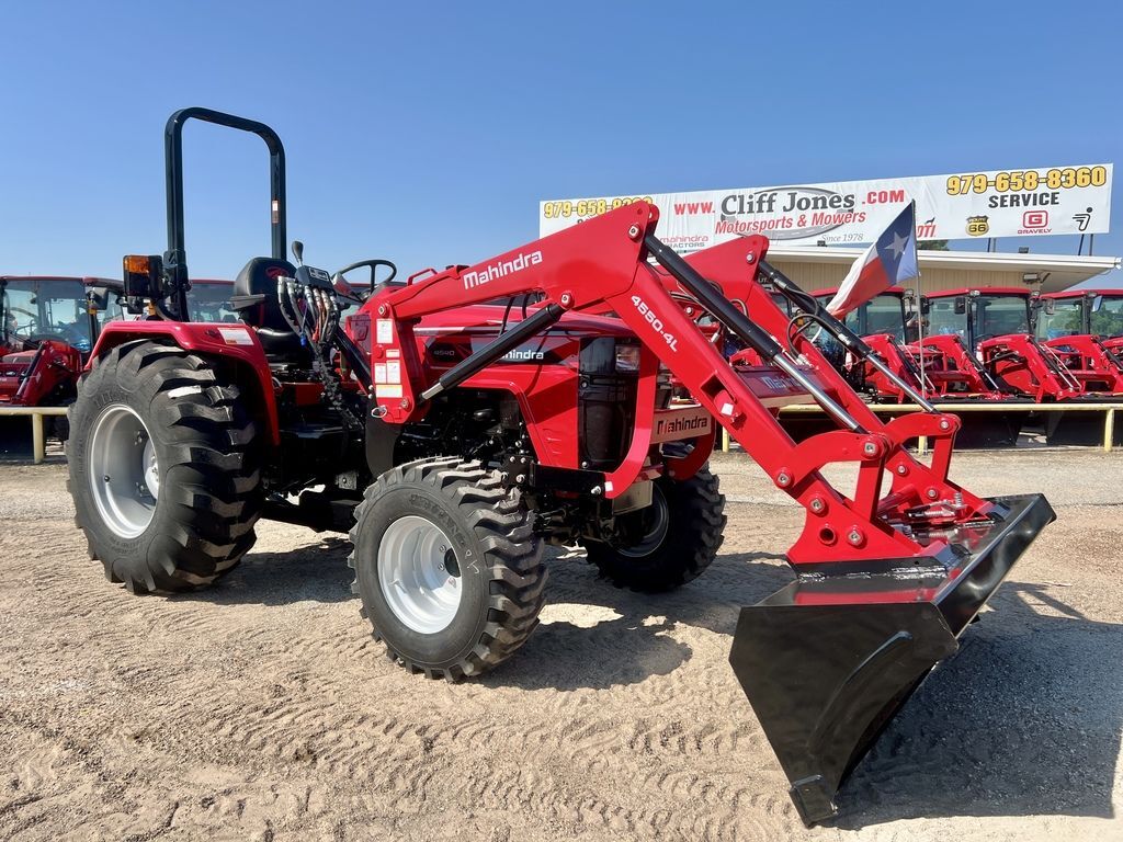 2026 Mahindra 4500 Series 4540 4WD in Sealy, TX