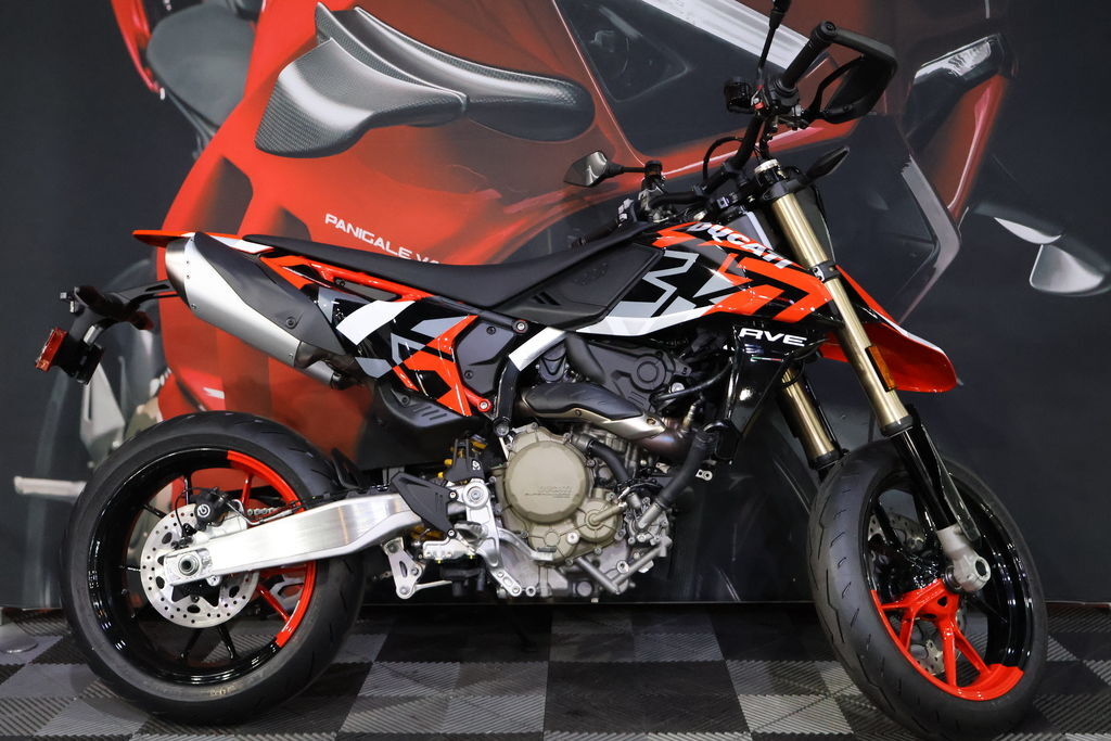 2027 Ducati Hypermotard 698 Mono RVE Graffiti Livery 698 MONO RVE in Goleta, CA