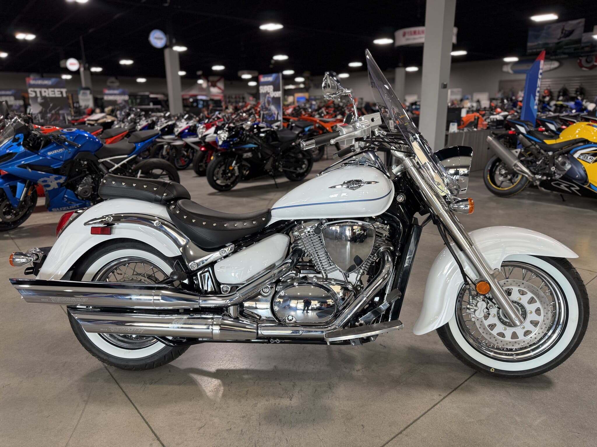 2025 Suzuki Boulevard C50T Special C50T in Orange City, FL