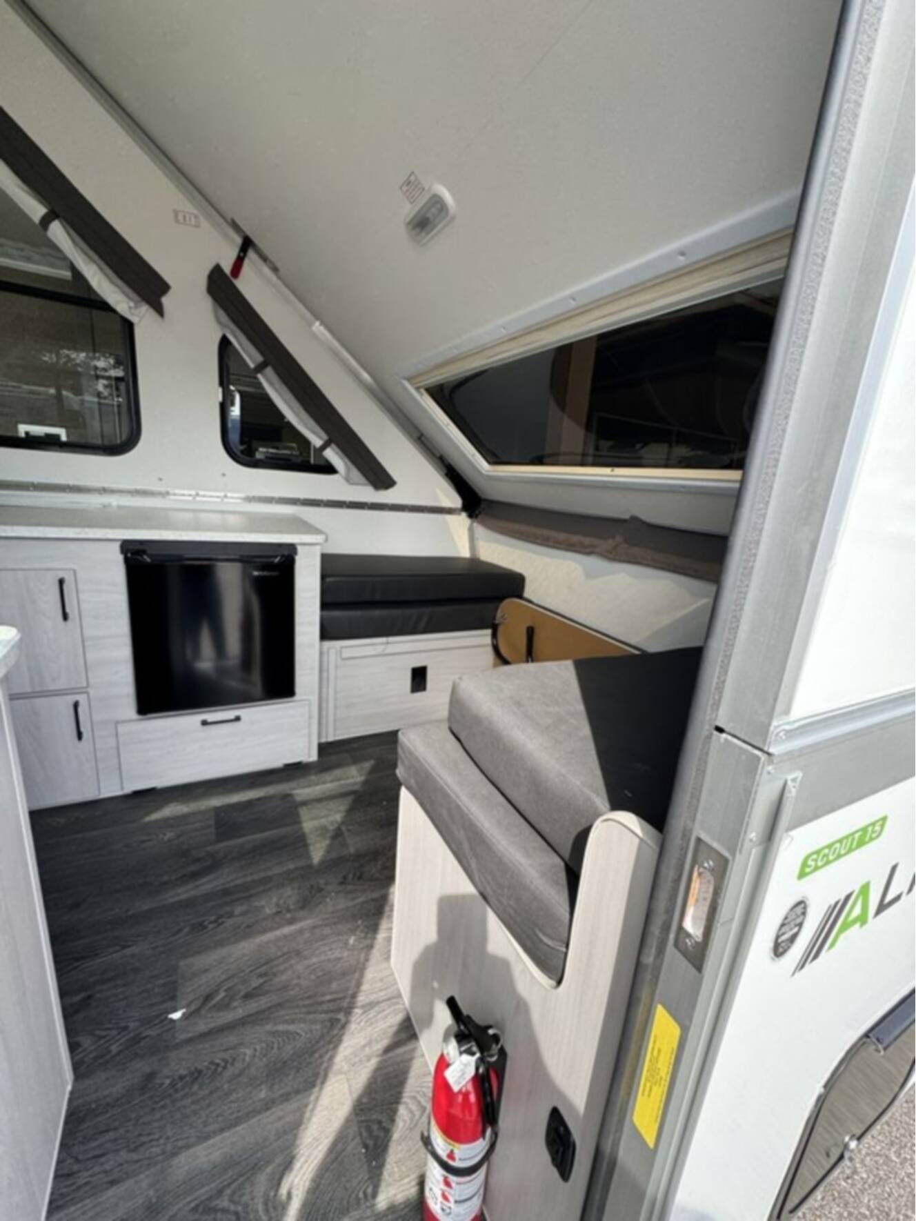 A photo of this 2027 Aliner SCOUT 15