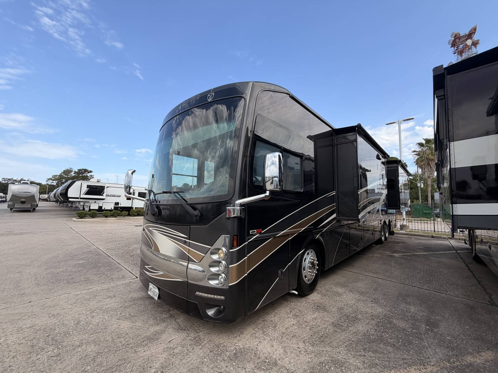 2014 Thor TUSCANY 42WX in spring TX