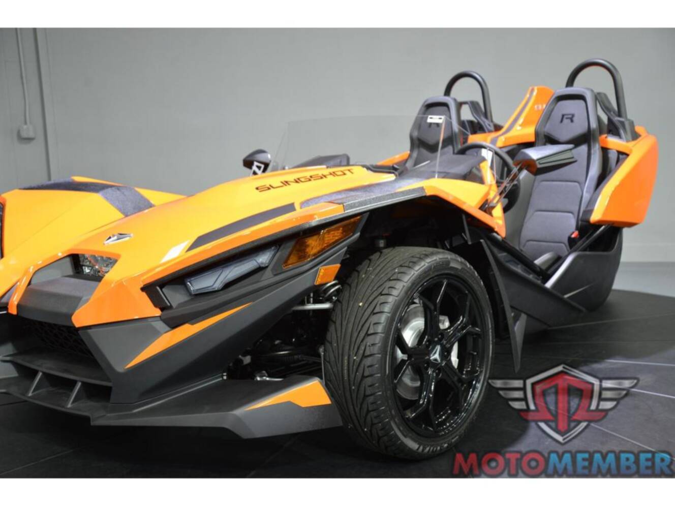 A photo of this 2026 Slingshot SL Manual