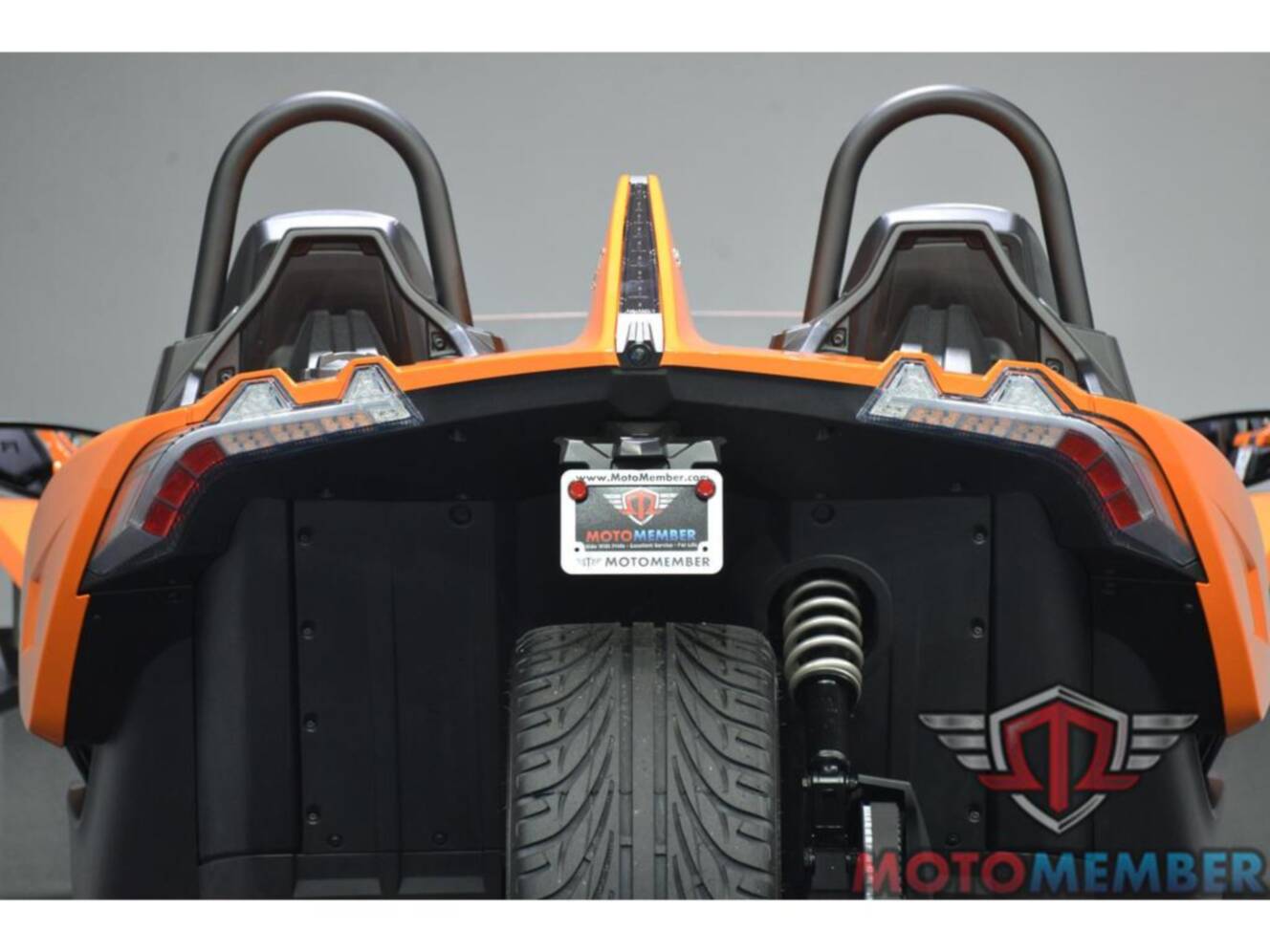 A photo of this 2026 Slingshot SL Manual