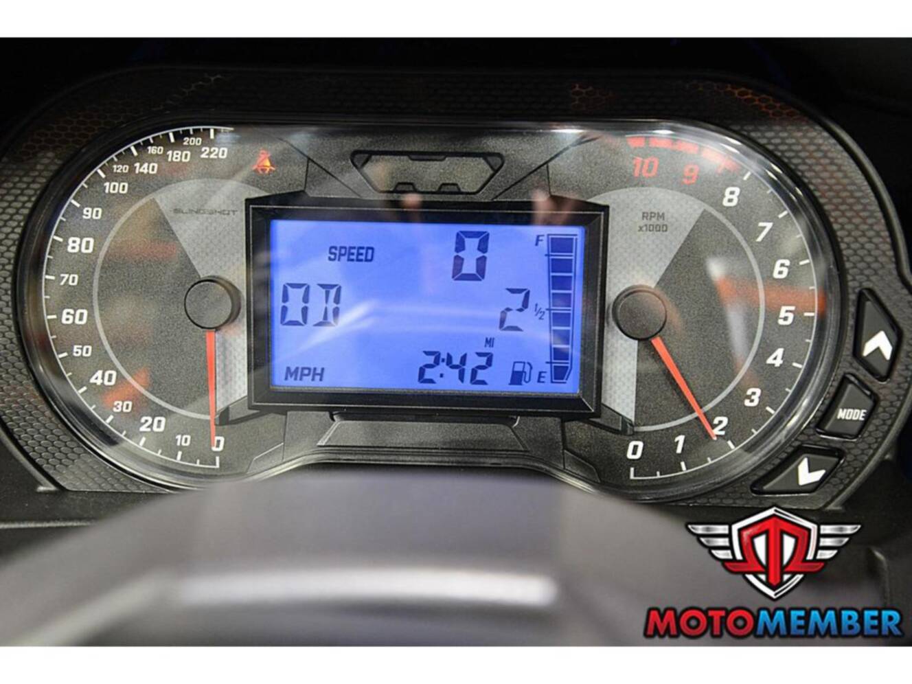 A photo of this 2026 Slingshot SL Manual
