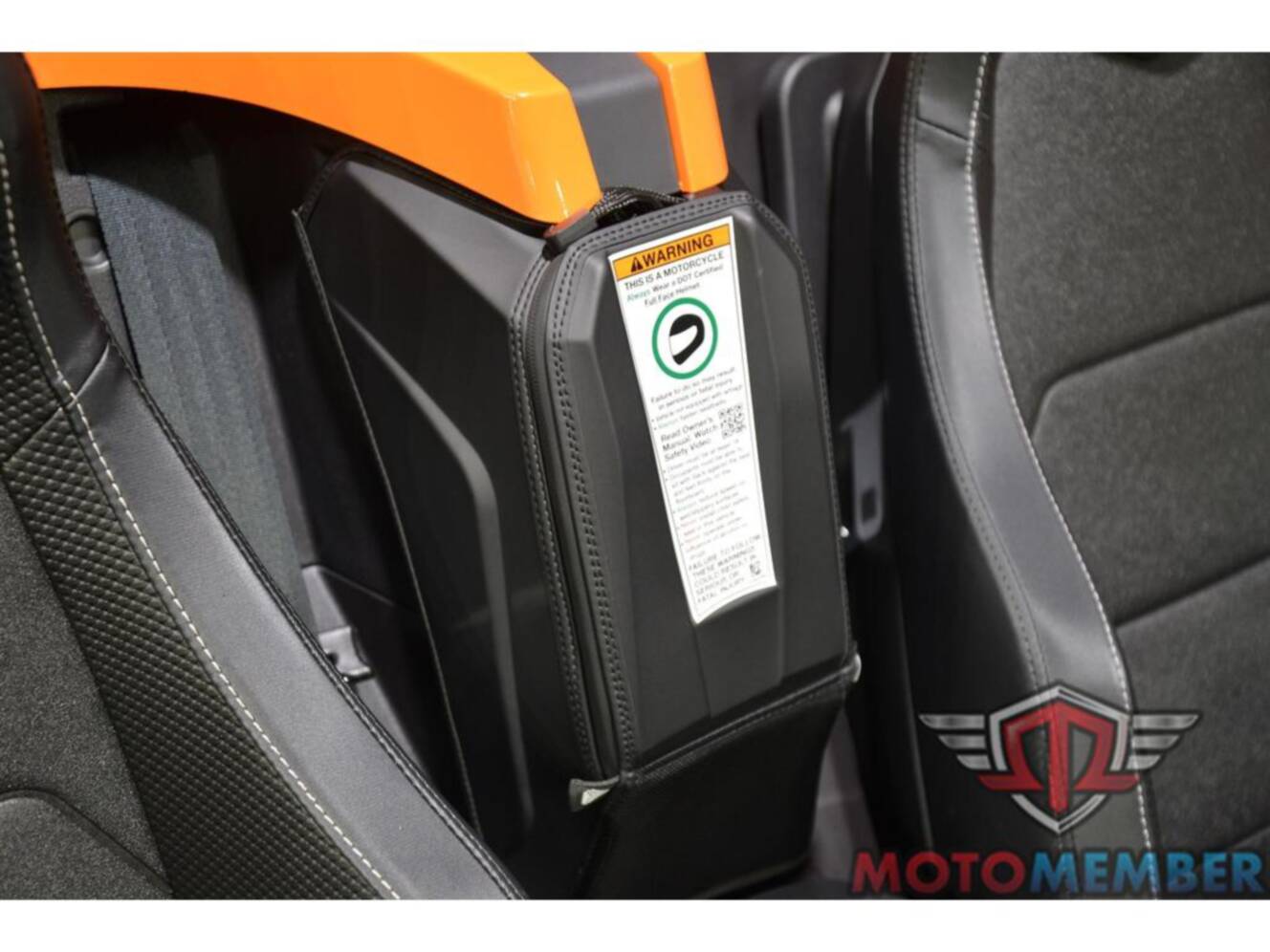 A photo of this 2026 Slingshot SL Manual