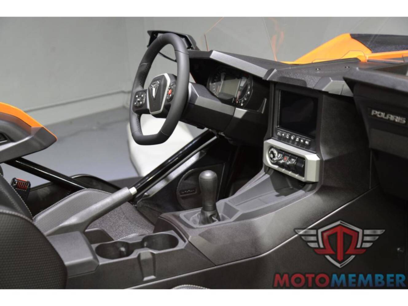 A photo of this 2026 Slingshot SL Manual