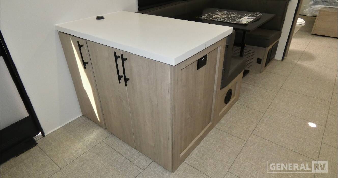 A photo of this 2025 Grand Design IMAGINE 2920BS