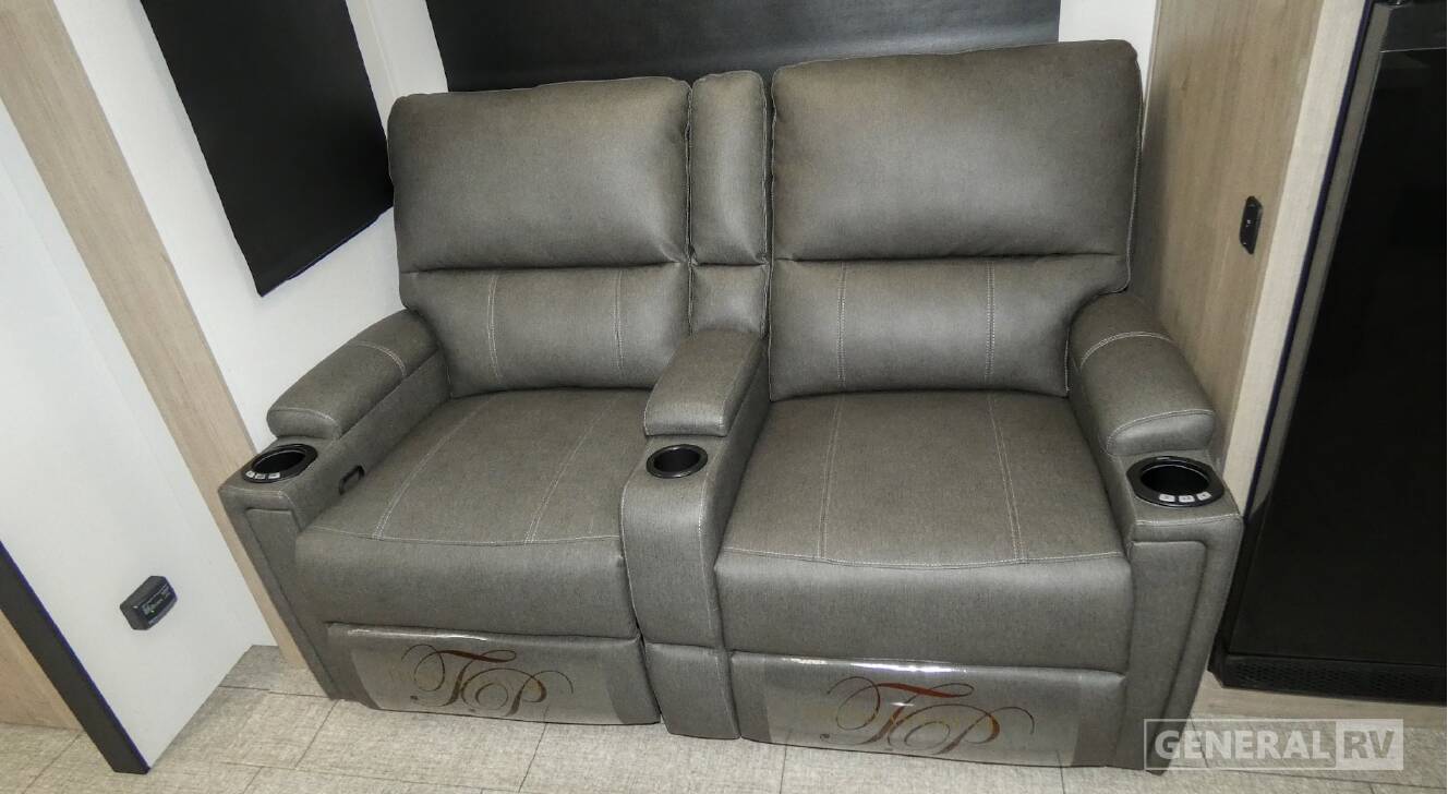 A photo of this 2025 Grand Design IMAGINE 2920BS