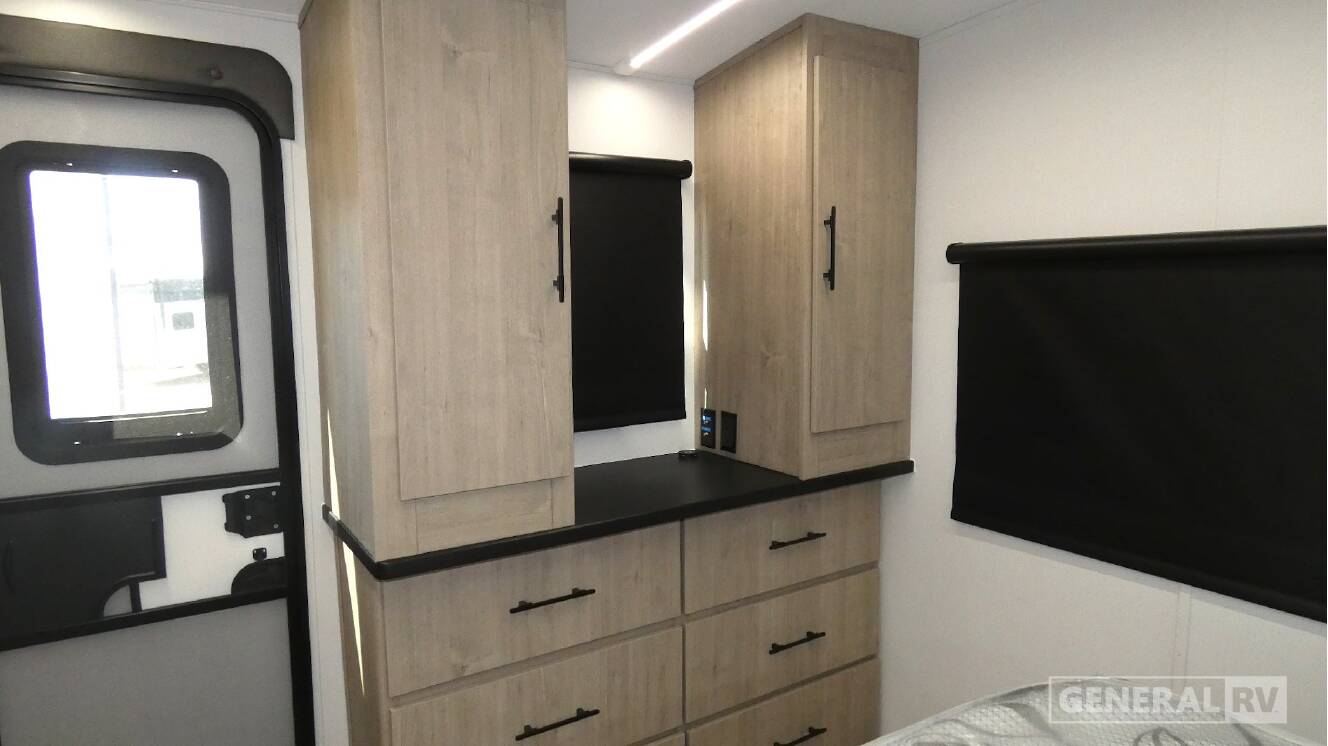 A photo of this 2025 Grand Design IMAGINE 2920BS