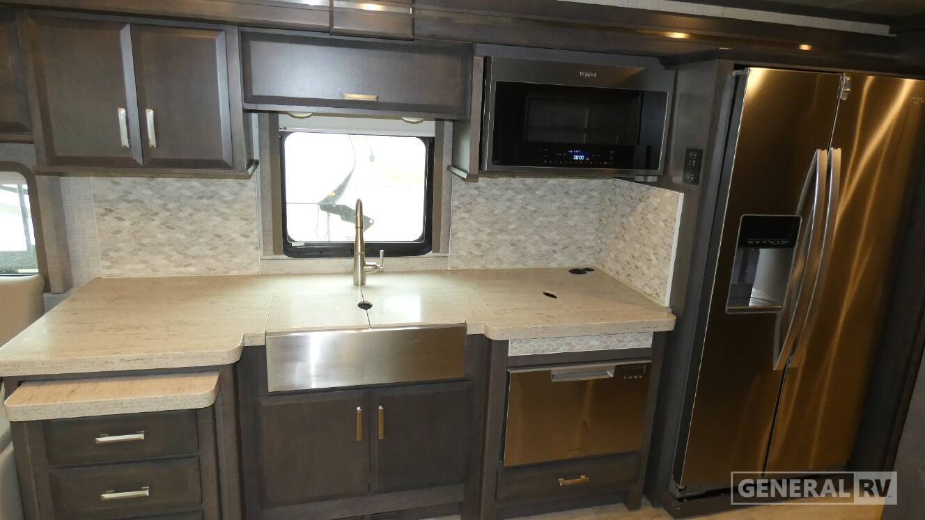 A photo of this 2022 Thor Motor Coach TUSCANY 40RT