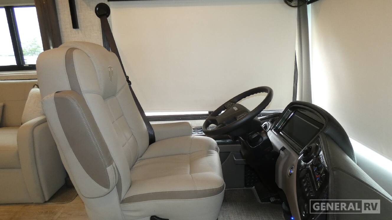 A photo of this 2022 Thor Motor Coach TUSCANY 40RT