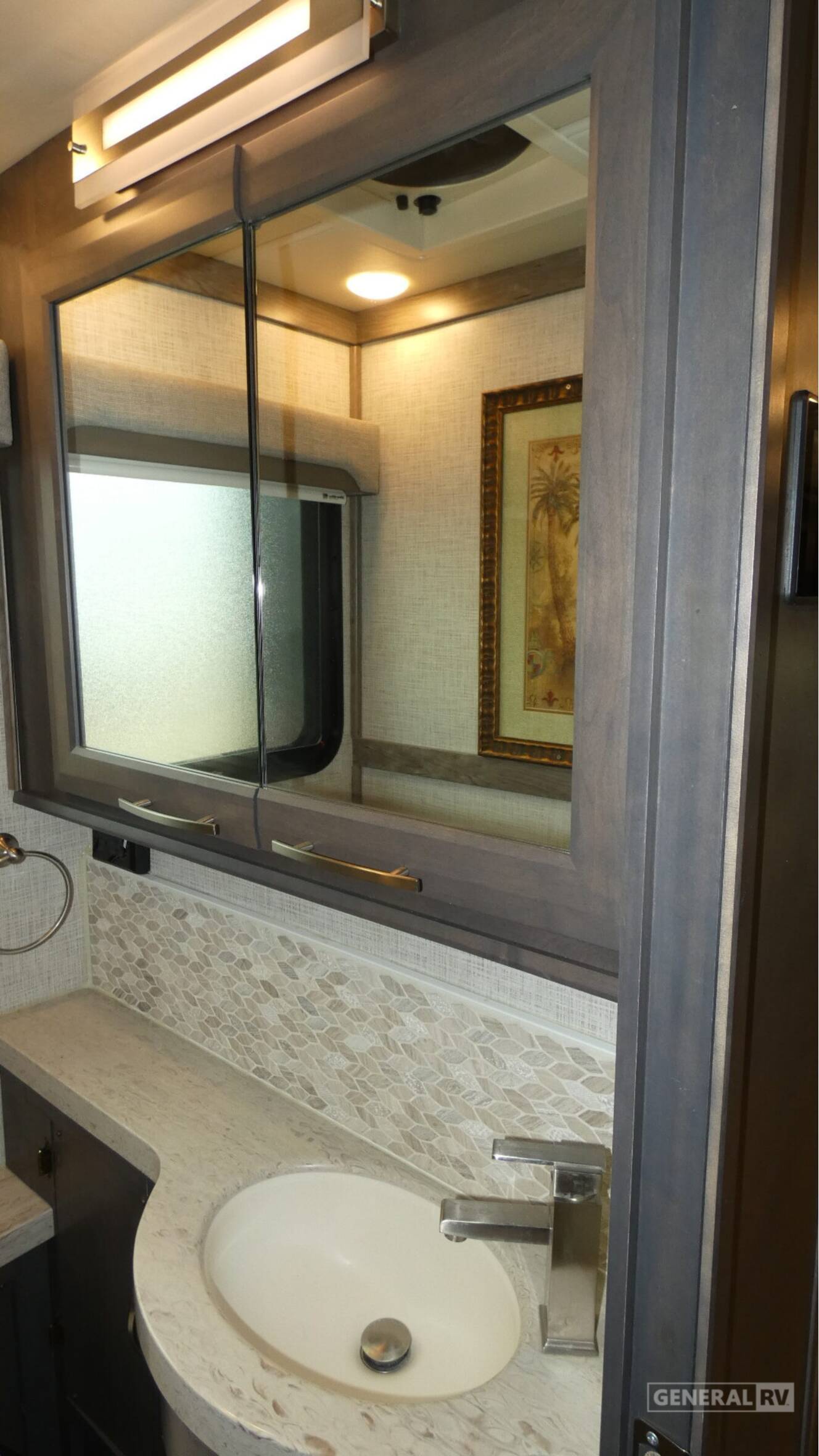 A photo of this 2022 Thor Motor Coach TUSCANY 40RT