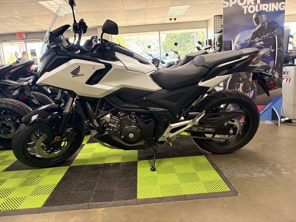 2026 Honda® NC750X DCT X DCT ABS in Toccoa, GA