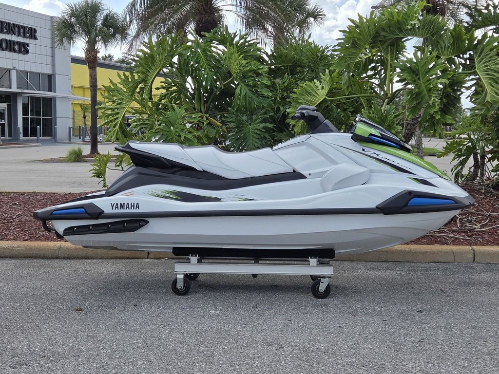 2026 Yamaha Waverunners VX® Deluxe with Audio in lakeland FL