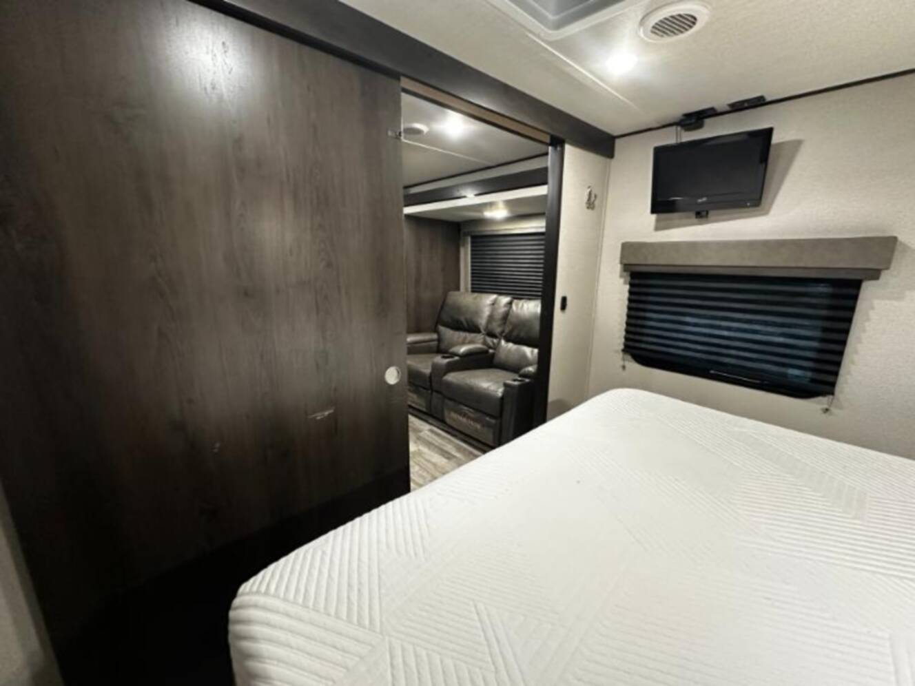 A photo of this 2021 Grand Design Transcend Xplor 240ML