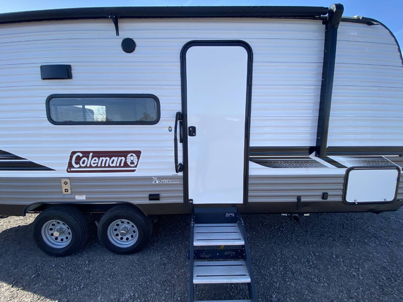 A photo of this 2022 Coleman Lantern LT 202RD