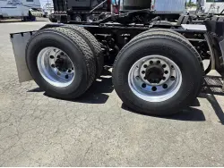 2021 KENWORTH T680