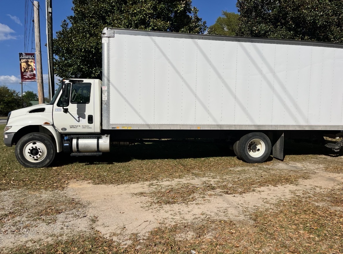 2018 INTERNATIONAL 4300 in Charlotte, NC