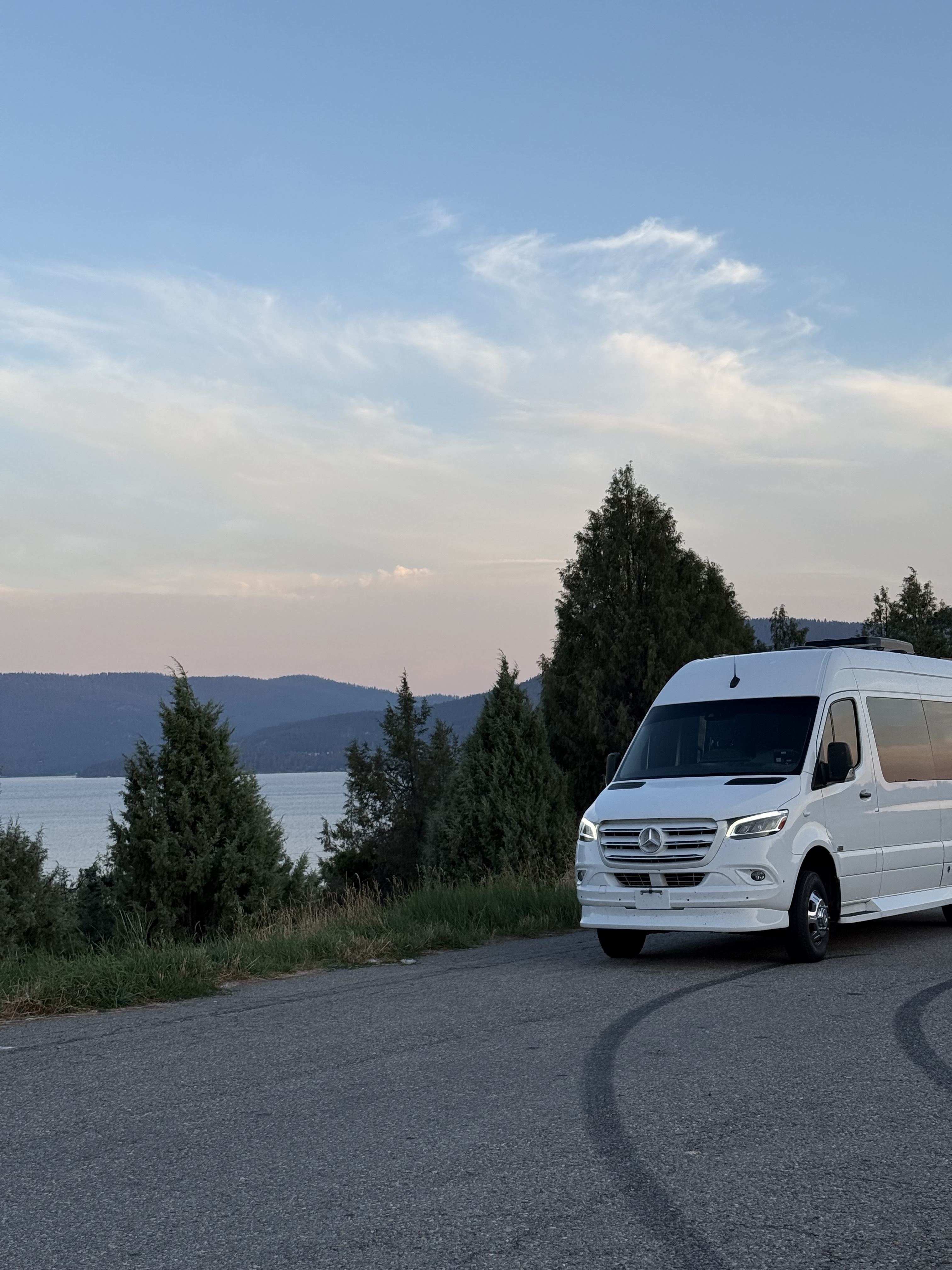2022 Midwest Automotive Designs WEEKENDER 3500 RV