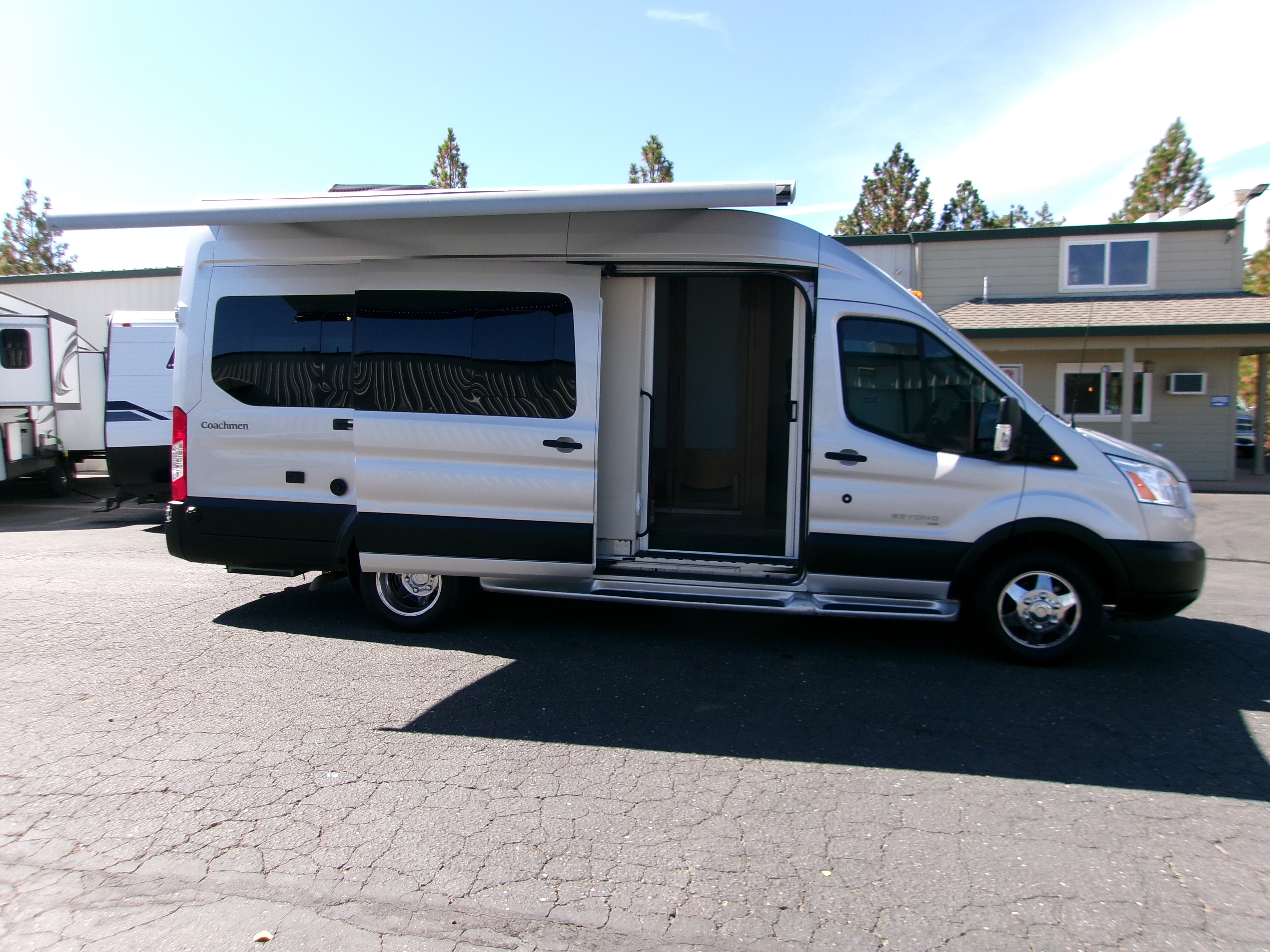 2020 Coachmen BEYOND 22D 22D-EB in placerville CA