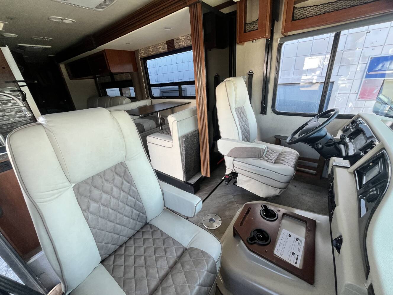 A photo of this 2017 Fleetwood Storm 32A