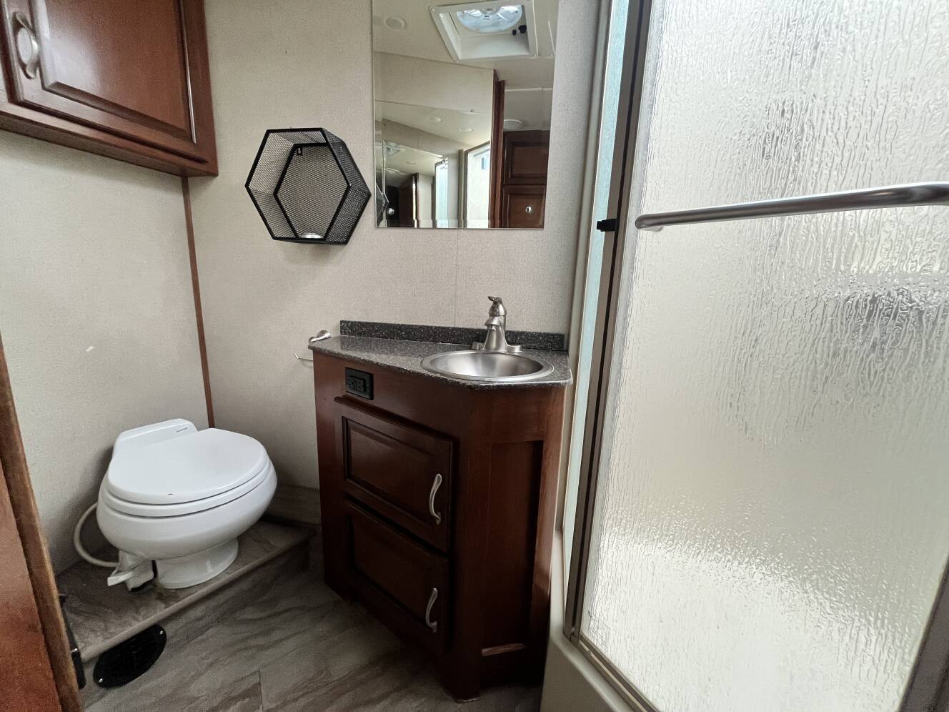 A photo of this 2017 Fleetwood Storm 32A