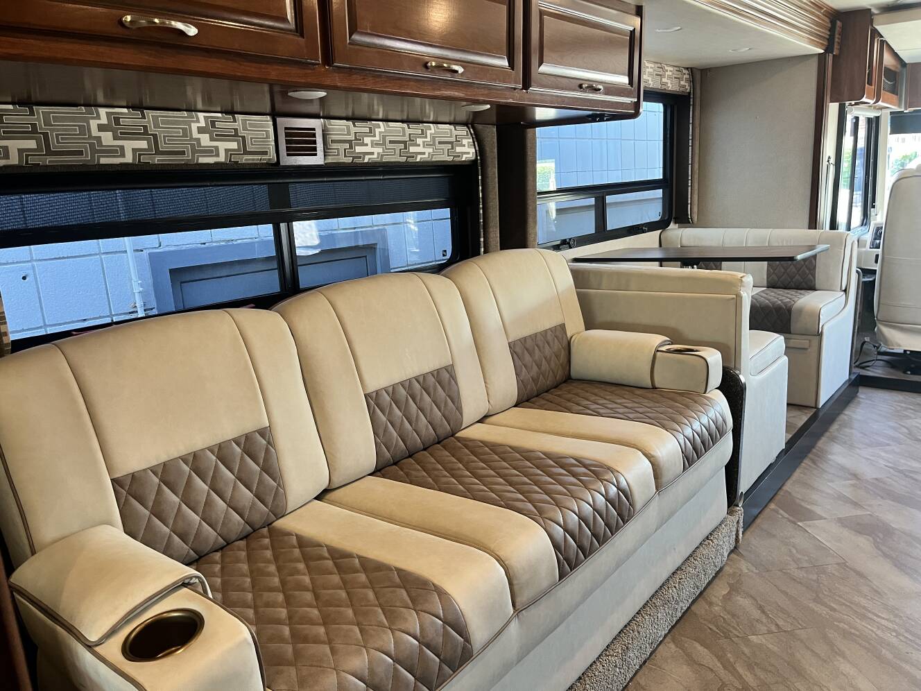 A photo of this 2017 Fleetwood Storm 32A