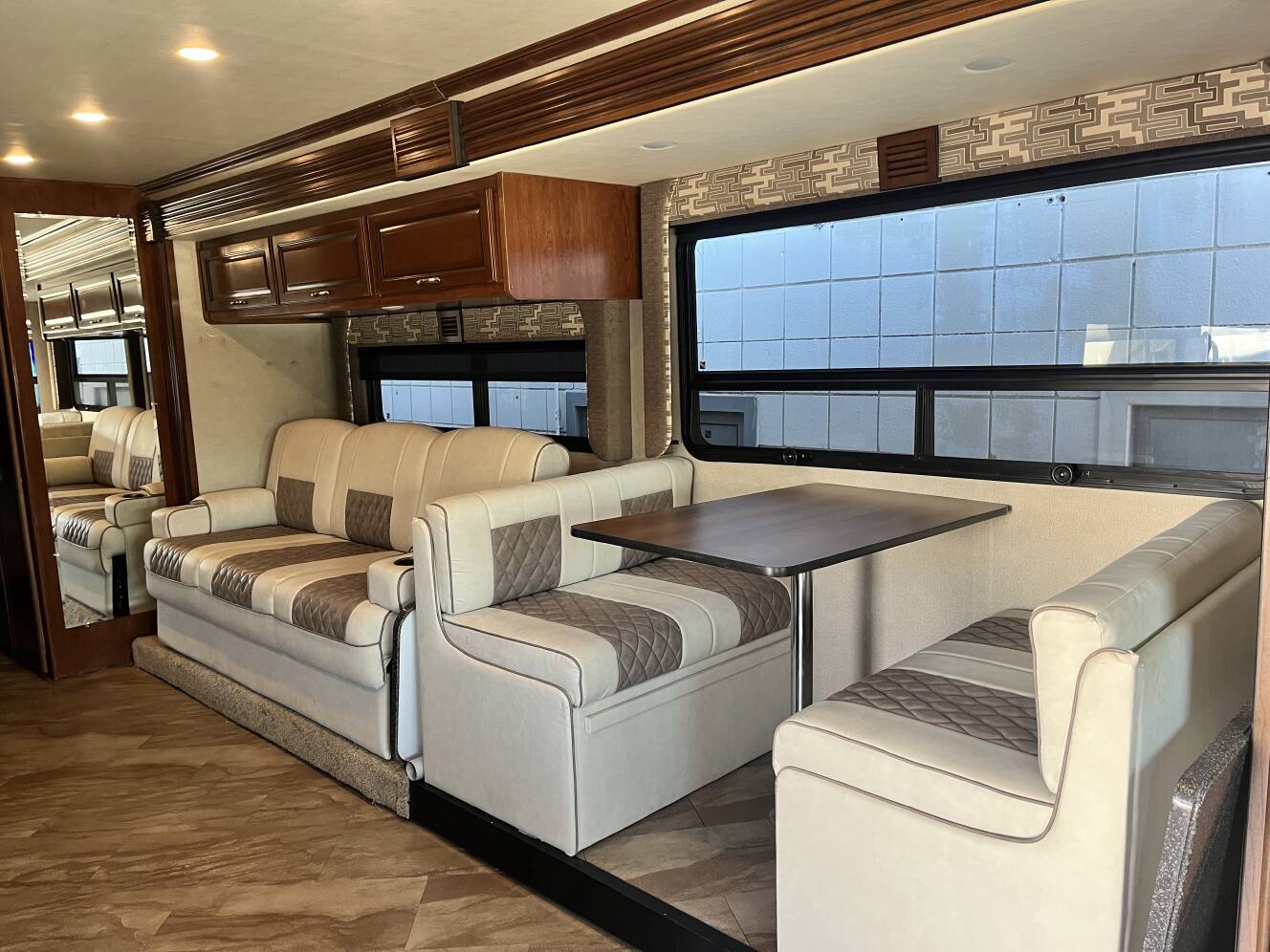 A photo of this 2017 Fleetwood Storm 32A