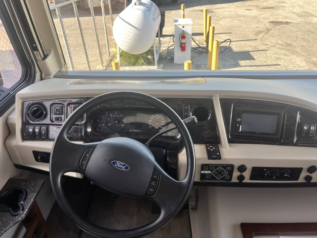 A photo of this 2017 Fleetwood Storm 32A