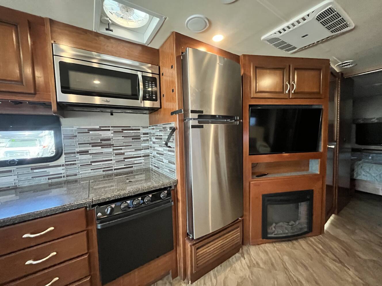 A photo of this 2017 Fleetwood Storm 32A