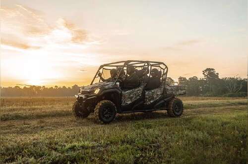 2025 Honda Pioneer 1000-6 Crew Deluxe 1000-6 DELUXE CREW in woodbridge VA