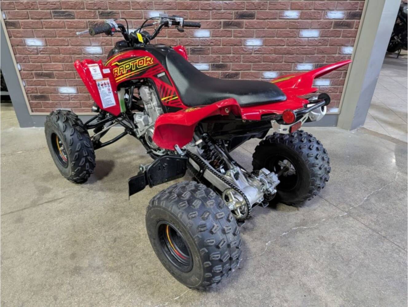 A photo of this 2025 Yamaha Raptor 700R SE