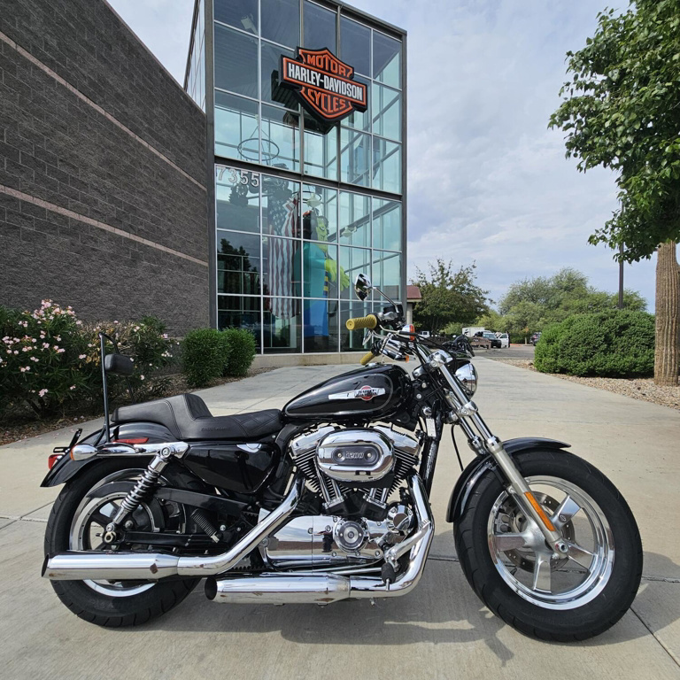 2013 Harley-Davidson 1200 Custom in Tucson, AZ