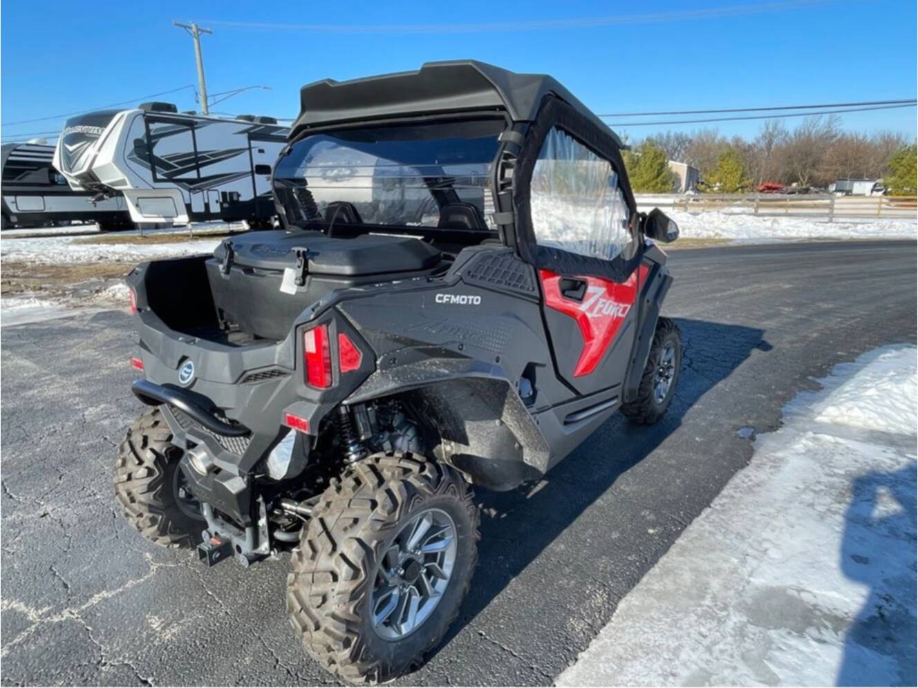 A photo of this 2025 CFMOTO ZFORCE 950 Trail