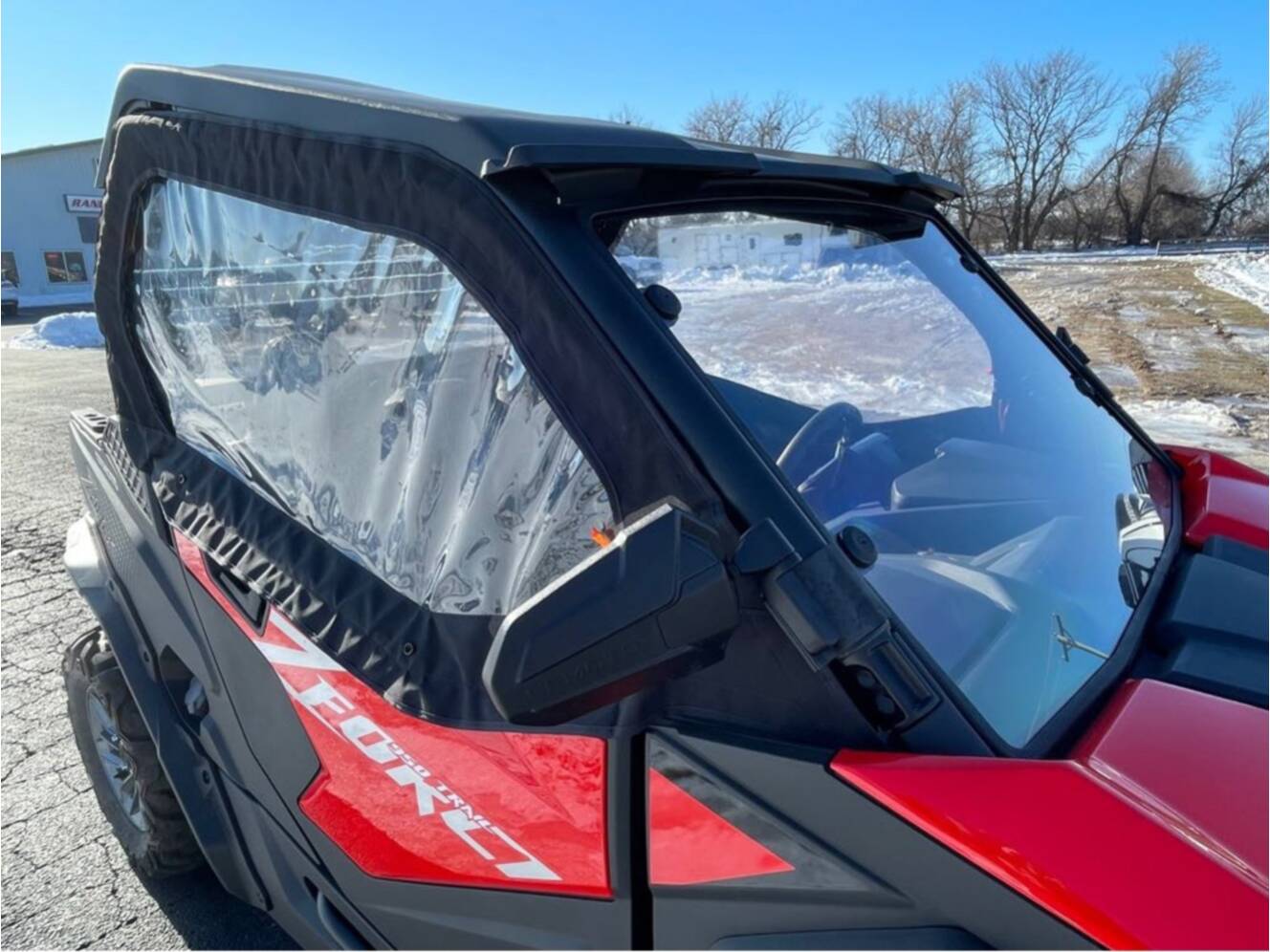 A photo of this 2025 CFMOTO ZFORCE 950 Trail