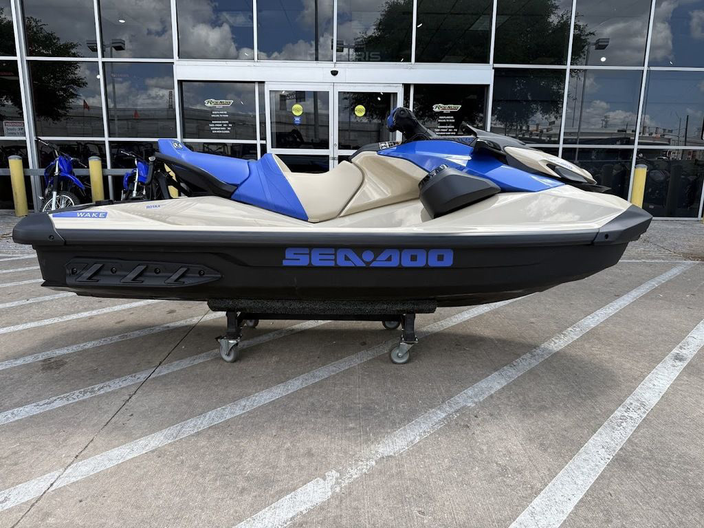 2026 Sea-Doo Wake 170 BRP Premium Audio, iDF, iBR in plano TX