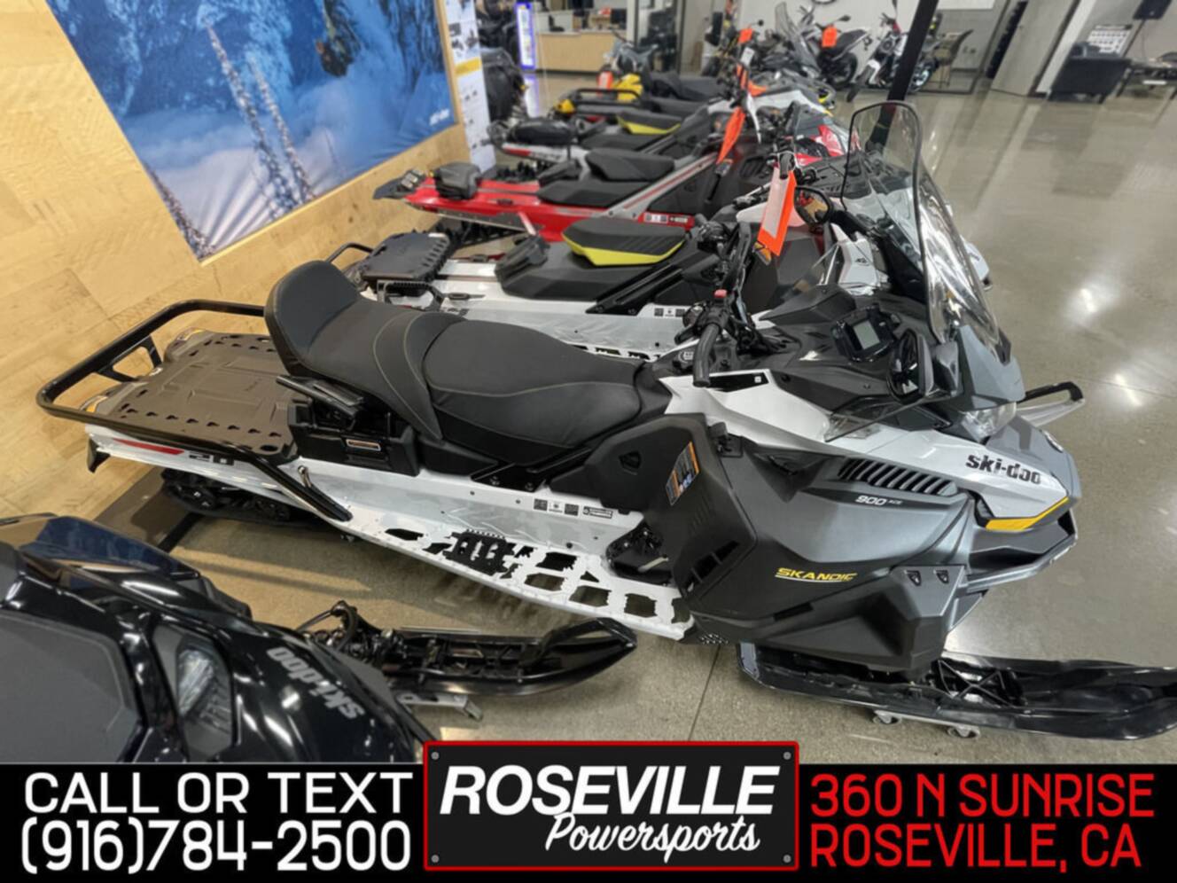 A photo of this 2025 Ski-Doo Skandic LE 900 ACE 20 Silent Cobra WT 1.5_Grey 900 ACE 