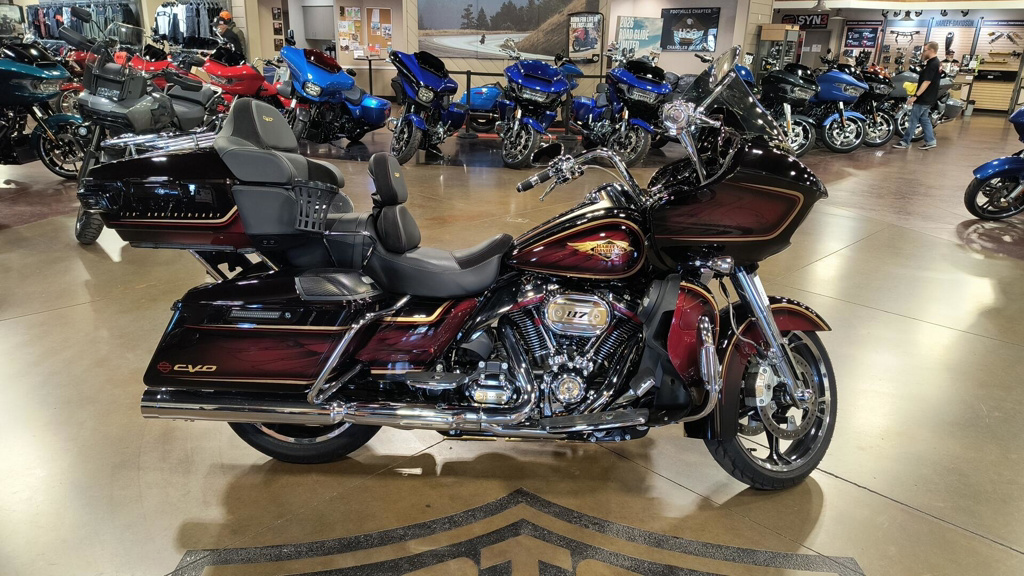 2023 Harley-Davidson CVO Road Glide LTD Anniversary CVO ROAD GLIDE in Chandler, AZ