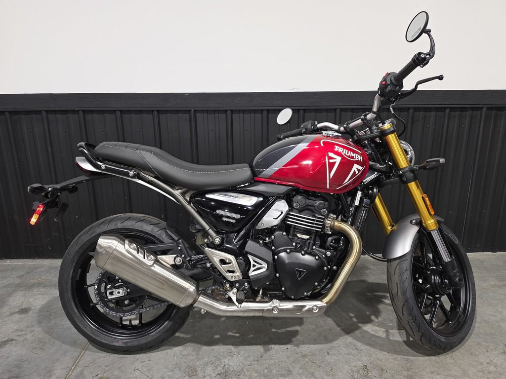 2026 Triumph Speed 400 Phantom BlackStorm Grey BASE in Camp Hill, PA
