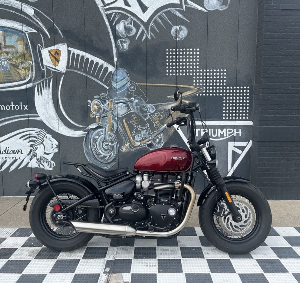 2022 Triumph Bonneville Bobber Cordovan Red in Temple, TX
