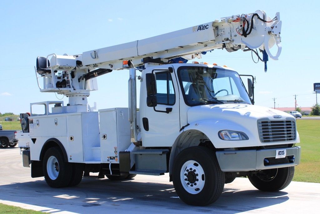2020 Freightliner M2 4x4 / Altec DC47-TR in Bryan, TX