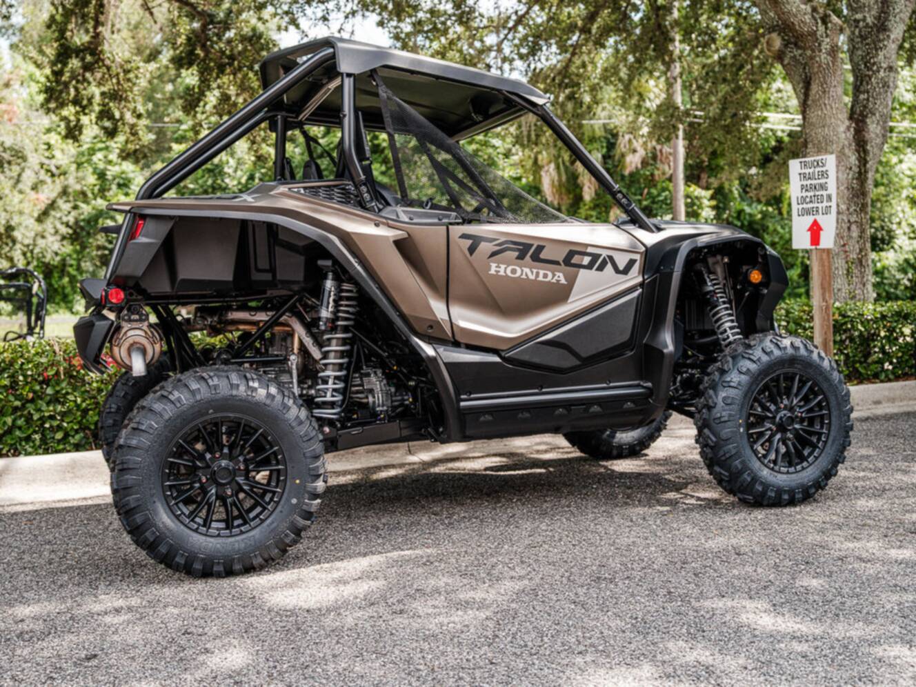 A photo of this 2026 Honda® Talon 1000X FOX Live Valve
