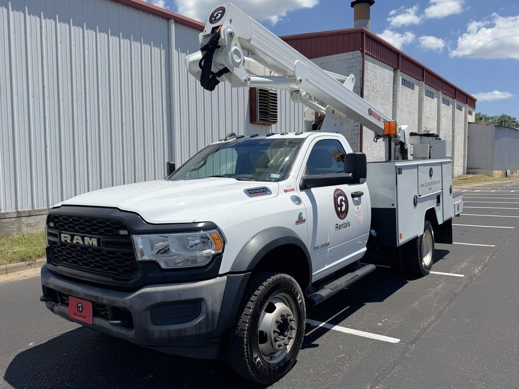 2022 ETI ETC40IH / Ram 5500 4x4 - Bucket Truck in Lindale, TX