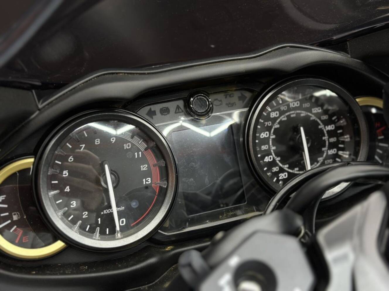 A photo of this 2026 Suzuki Hayabusa