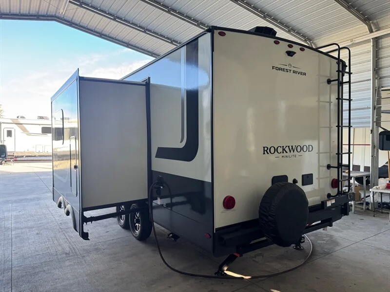 2027 Forest River MiniLite 2513S Rockwood